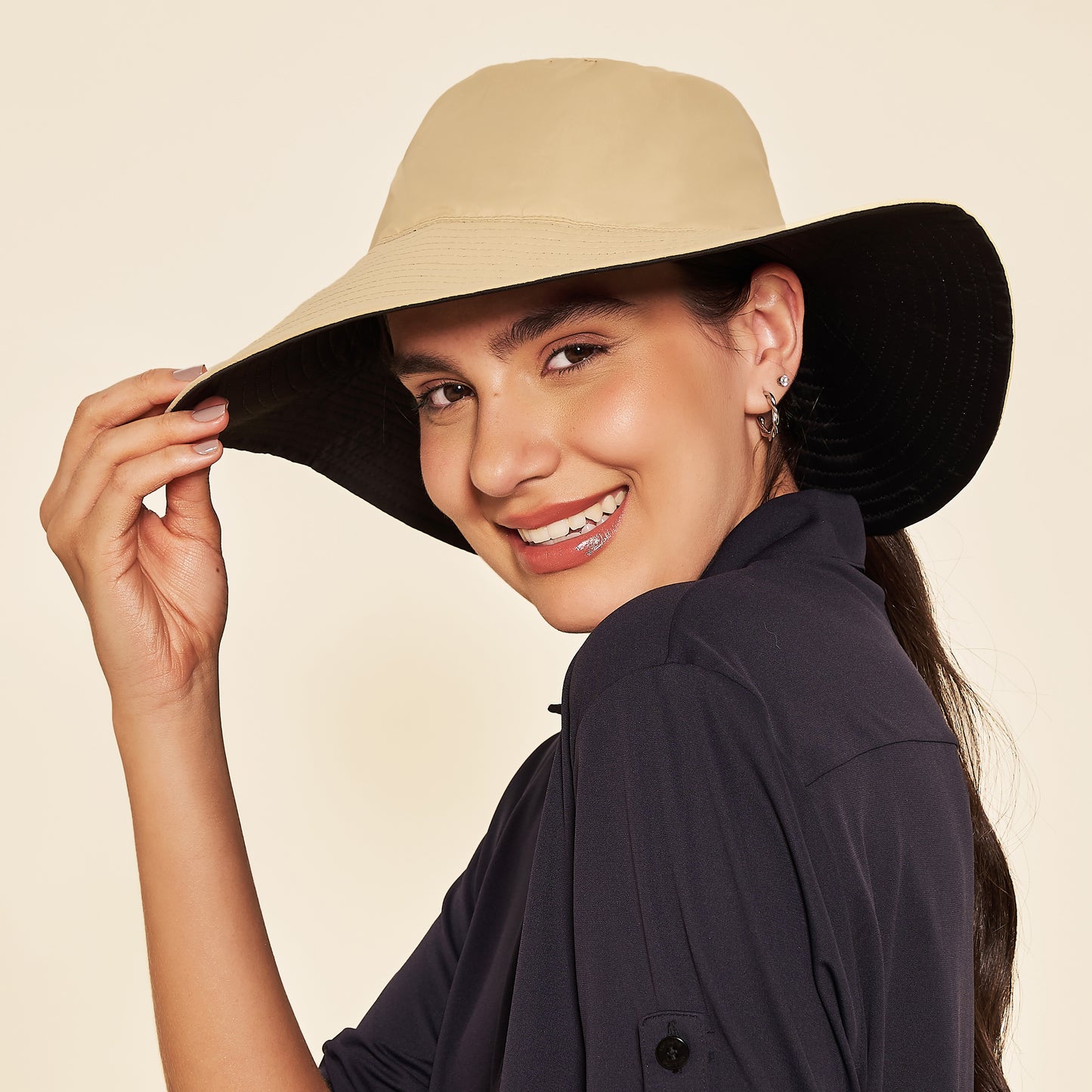Sombrero San Diego nuevo negro/arena UV LINE