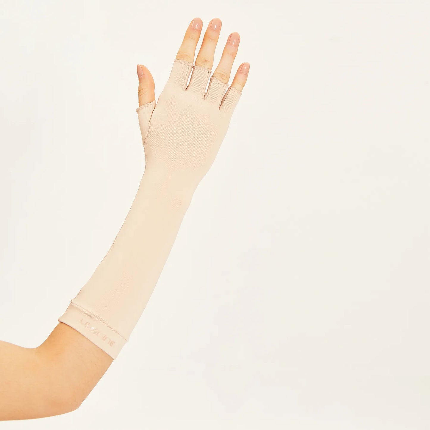 Guantes largos beige con protección solar UV LINE