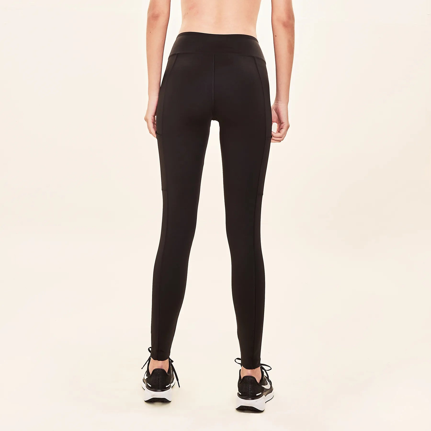 Leggin Fit UV con protección solar - Negro